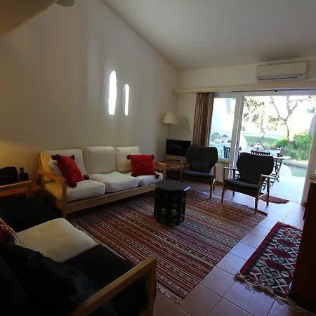 Villa Authentic & Tranquil