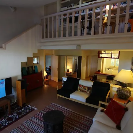 Authentic & Tranquil Villa Cascais