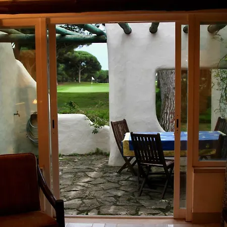 Authentic & Tranquil كاسكايس