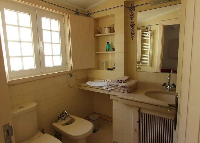 Authentic & Tranquil Vila