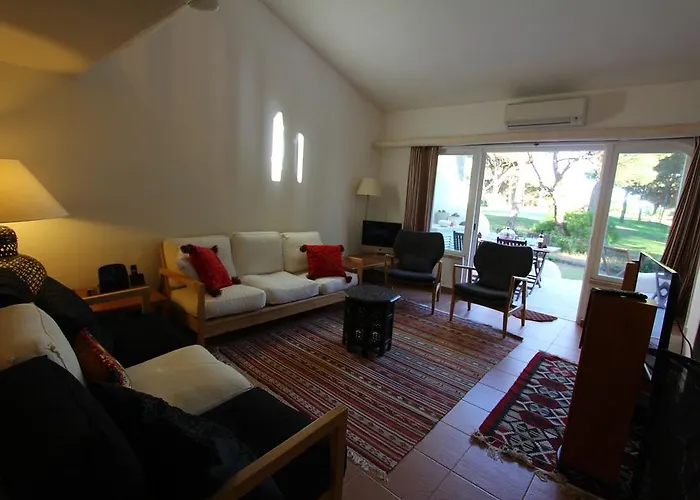 וילה Authentic & Tranquil