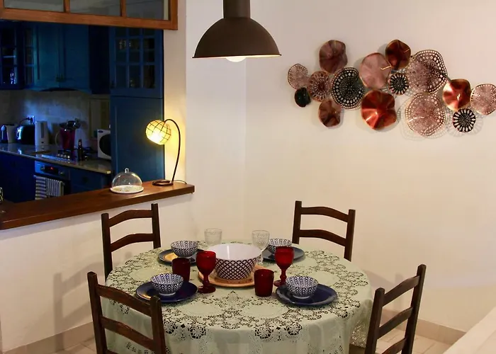 Authentic & Tranquil Vila