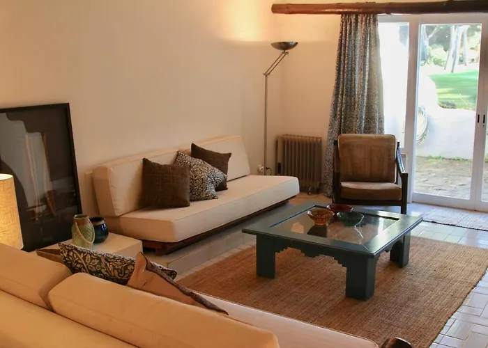 Vila Authentic & Tranquil